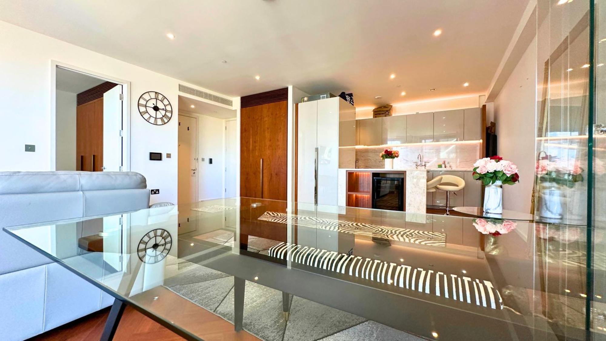Lavish Penthouse River View Fast Wifi - Luxurylondonstays Екстериор снимка